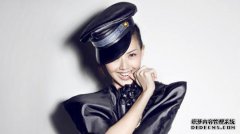 孙燕姿与CAA签订合同，等待国王回国