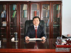 新中国年的刘晓彤！母亲是高尚和脾气，父亲看