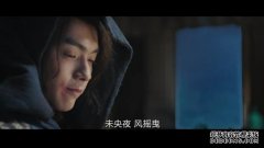 [隆隆声]从灰尘中恢复脸部时摇摆的“滚动”，如