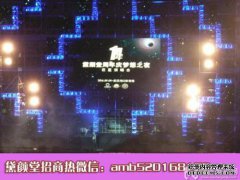 夏日泳池的天空时间：新希望“小游泳者计划”