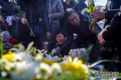 ``杀死妻子并欺骗案件''死者的母亲``5和7''将他们